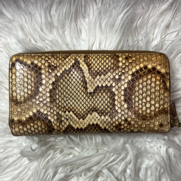 Gucci Python Long Zippy Wallet, authentic - Picture 4 of 11